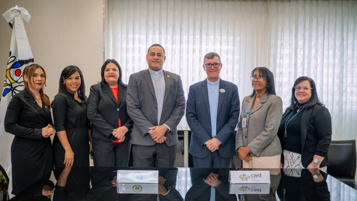 CAID y UCSD firman acuerdo para impulsar la formación académica especializada