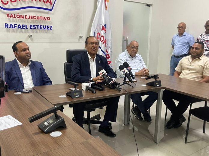 Presidente de Conatra, Antonio Marte pide al gobierno congelar durante 6 meses los precios del Gas Propano (GLP), gasoil premium y regular para uso domestico, industrial, de carga y pasajeros, respectivamente