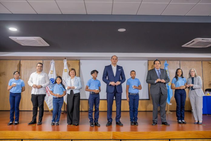 SP, Educación y el INABIE lanzan Jornada Nacional de Desparasitación Escolar 2026