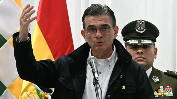 Rodrigo Paz declara el estado de excepción en Bolivia "para liberar las carreteras del país"