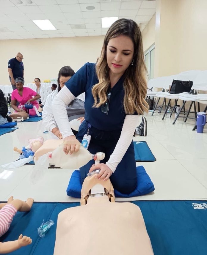 Hospital Hugo Mendoza certifica en Soporte Vital Básico a todo su personal