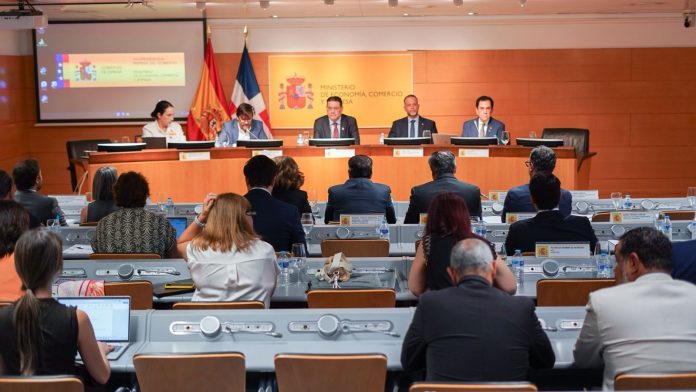 Yayo Sanz Lovatón busca inversiones con empresas de semiconductores españolas