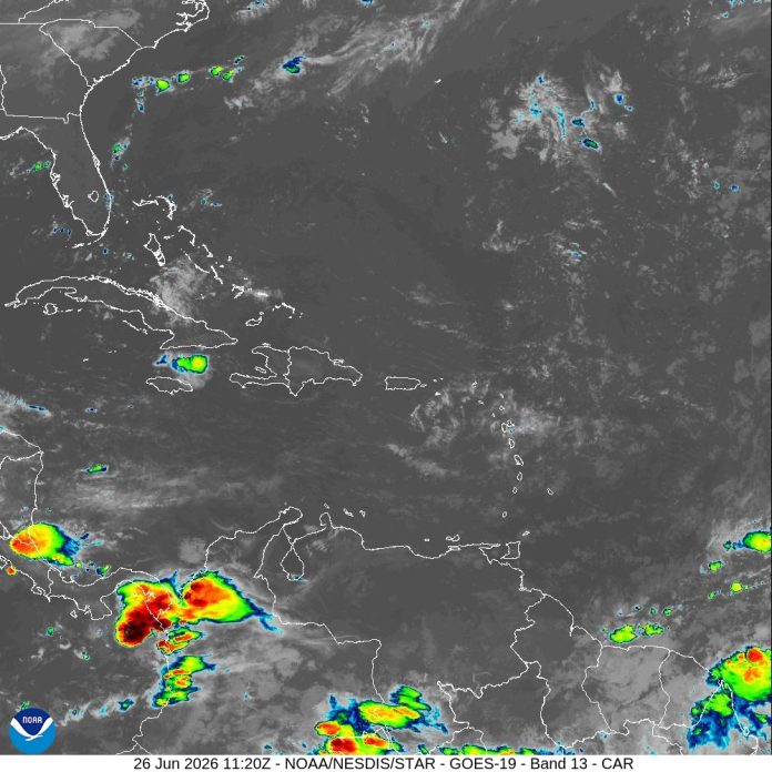 Indomet prevé cielo mayormente soleado, ambiente caluroso y escasas lluvias este viernes