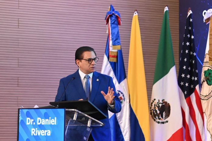 Reconocen a Daniel Rivera por impulsar políticas para enfrentar crisis del trauma en RD