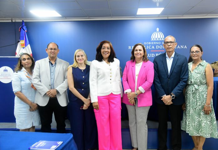 Salud Pública promueve diálogo y mejores condiciones para médicos residentes