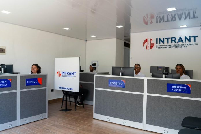 INTRANT acerca sus servicios a Hato Mayor con la apertura de la primera oficina de licencias de conducir