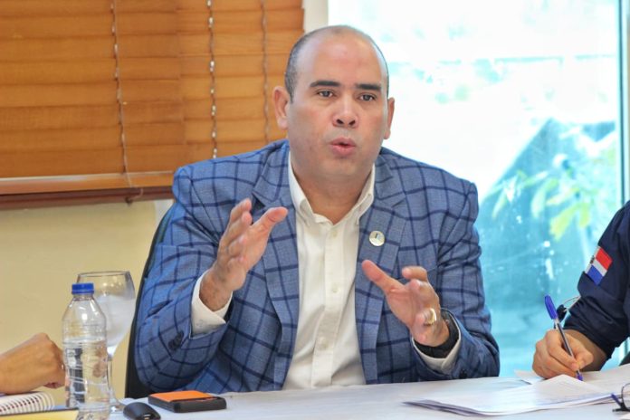Director del Ney Arias Lora resalta reducción de 33 % en muertes por accidentes de tránsito y llama a fortalecer la prevención