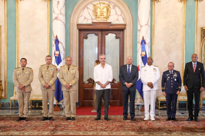 Gobierno venezolano confiere a RD Orden Héroe de Venezuela por invaluable contribución ante terremotos que afectaron esa nación el pasado 24 de junio