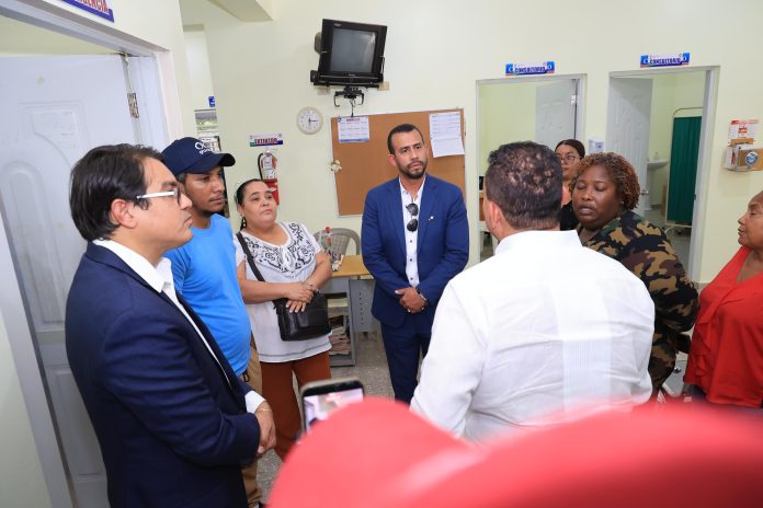 Director del SNS realiza visitas no programadas a centros de salud de Santiago Oeste y dispone mejoras para fortalecer la atención