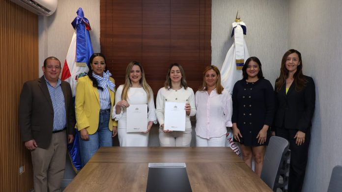 MMujer y Hospital Pediátrico Dr. Hugo Mendoza acuerdan apoyo a madres y familias cuidadoras de niños hospitalizados