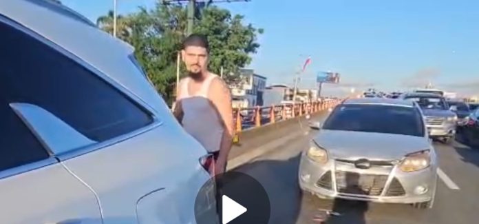 Periodista pide dar con paradero conductor provocó accidente múltiple y huyó del lugar