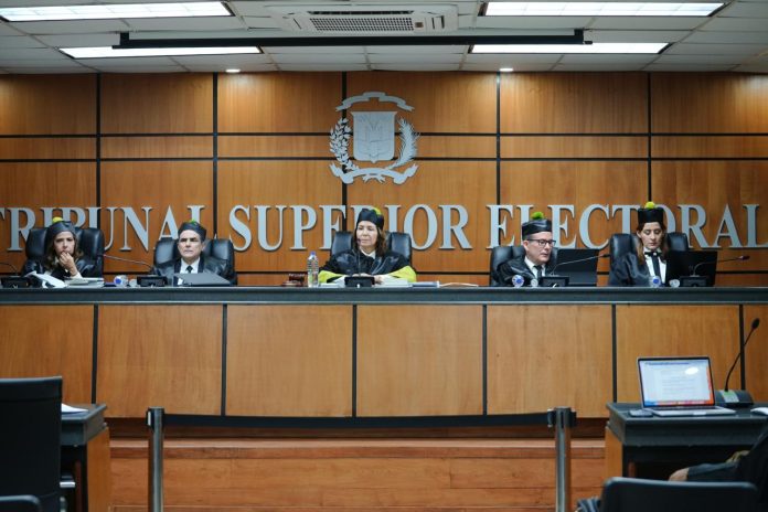 TSE rechaza solicitud de imposición de medida cautelar incidental; suspensión de la Resolución 01-2026