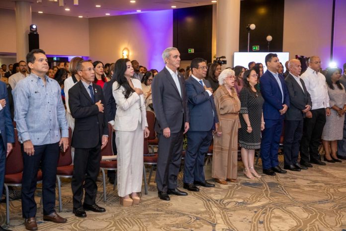 Presidente Abinader destaca que Ley 47-25 de Contrataciones Públicas marca nueva etapa de transparencia y eficiencia en las compras del Estado