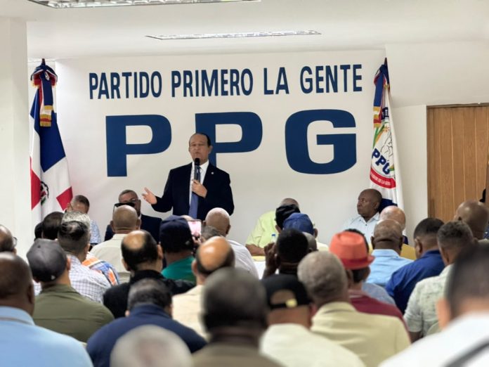 Conatra anuncia que ofrecerá transporte gratis a los dirigentes del PPG que asistirán al Congreso José Francisco Peña Gómez, este domingo Conatra anuncia que ofrecerá transporte gratis a los dirigentes del PPG que asistirán al Congreso José Francisco Peña Gómez, este domingo