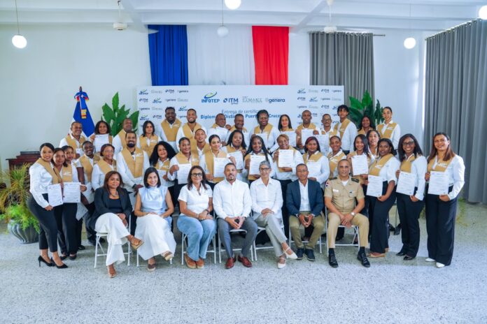 INFOTEP, Genera ITM y Port Samaná gradúan 47 participantes del Diplomado Distintivo Puertos de Cruceros de Arroyo Barril