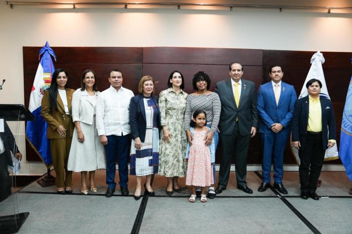 República Dominicana gana premio internacional “Country CureAll 2026” por sus avances en la lucha contra el cáncer infantil