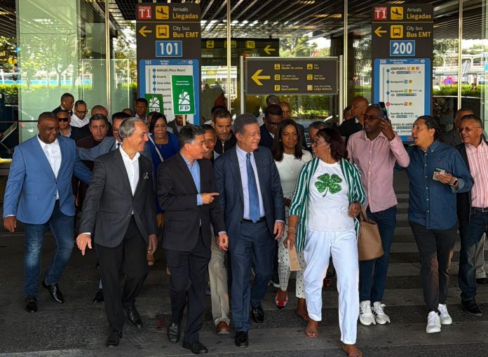 Leonel Fernández llega a Madrid para encabezar foro iberoamericano y juramentar nuevos miembros de Fuerza del Pueblo