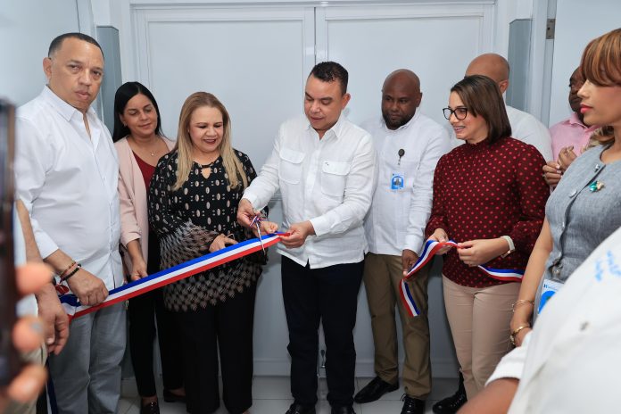 SNS inaugura Unidad de Salud Mental en el Hospital Inmaculada Concepción de Cotuí Doctor Julio Landrón destacó que la salud mental es una prioridad del Gobierno