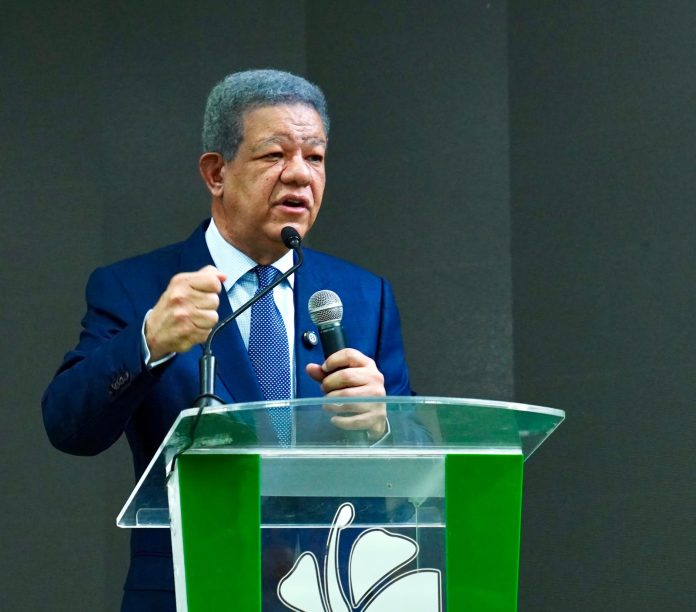Leonel solicita retirar propuesta de nuevos impuestos de la reforma fiscal y reformular el Presupuesto de 2026 Leonel solicita retirar propuesta de nuevos impuestos de la reforma fiscal y reformular el Presupuesto de 2026