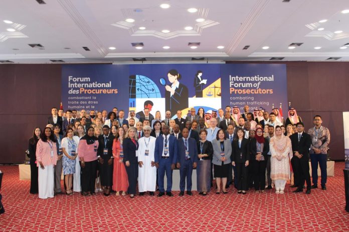 presenta modelo de persecución de trata de personas en foro internacional celebrado en Marruecos