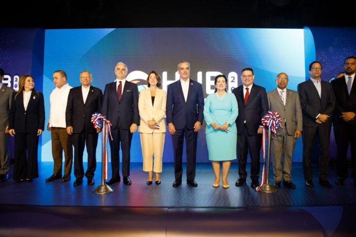 Presidenta de la Cámara de Santo Domingo destaca auge empresarial: 18,000 nuevas empresas en seis meses de este año bajo las políticas de Abinader Presidenta de la Cámara de Santo Domingo destaca auge empresarial: 18,000 nuevas empresas en seis meses de este año bajo las políticas de Abinader