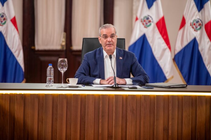 Presidente Abinader: “Todo el que cometa un acto criminal, lo vamos a capturar y con el nuevo código penal no les va a ir bien”
