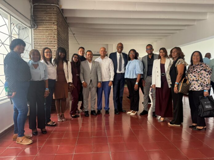Delegación del CDP-DN participa en congreso sobre los desafíos del periodismo en la era digital